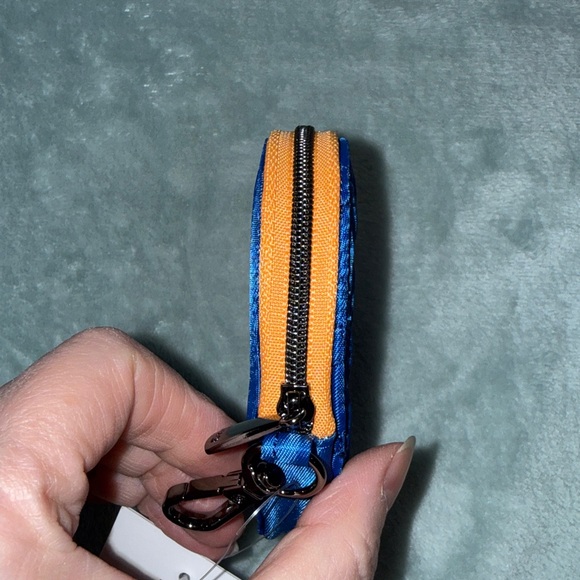 Lug Heart-Shaped Coin Pouch in Blue and Orange - Picture 8 of 14